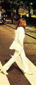 Костюм Джона Леннона для обложки альбома Abbey Road продан за $46 тысяч