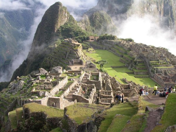 Перуанцы пригласили Маккартни, Боно и Стинга выступить в 'потерянном городе инков'